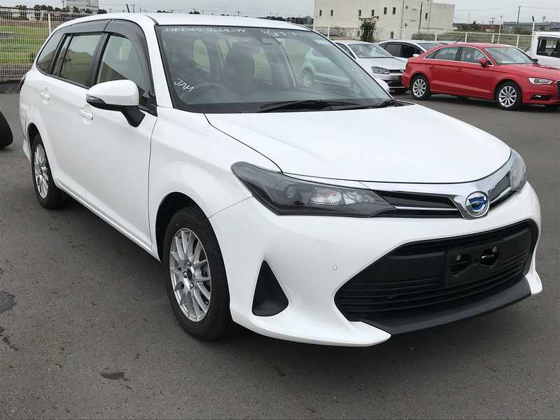 Toyota Fielder